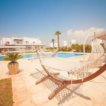 Caezar Beach Apartament Viktoriya *