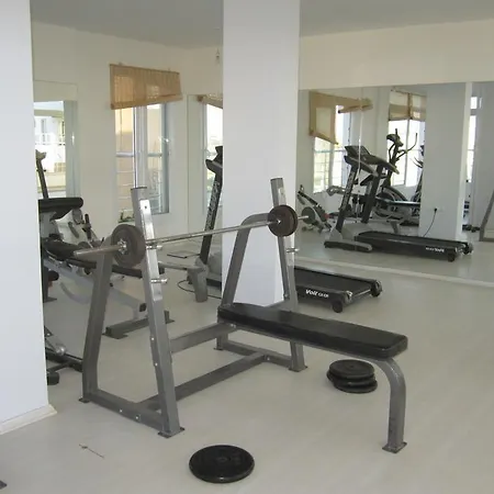 Caezar Beach Apartament Viktoriya *