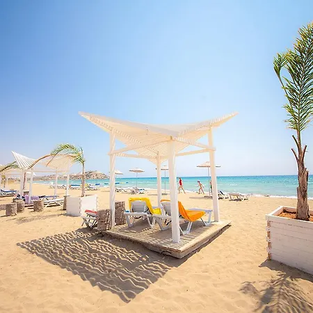 Caezar Beach Apartament Viktoriya Apartament